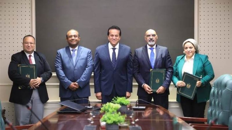 عقب افتتاح العيادات