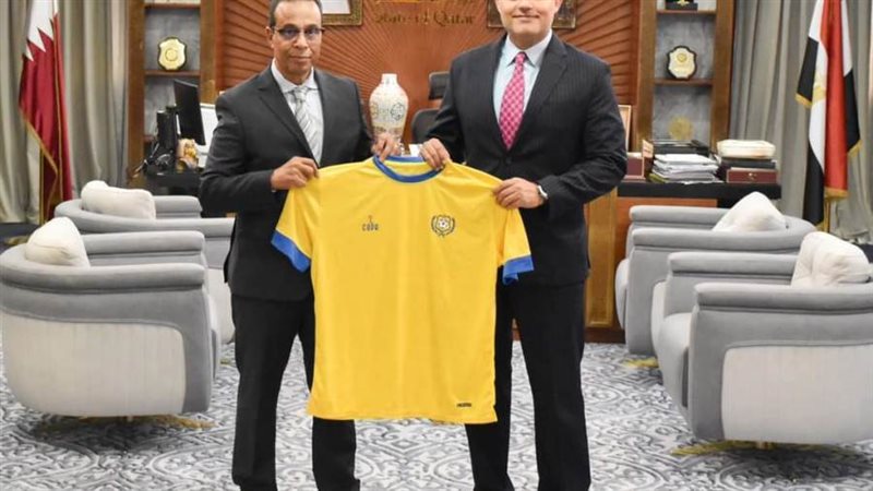 سفير قطر ورئيس الإسماعيلي