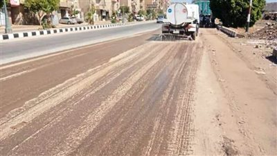 حملات مكبرة للنظافة وتمهيد الطرق بمركز ومدينة طما بسوهاج