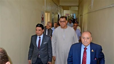 نائب محافظ سوهاج يلتقي أهالي ساقلتة في حوار مجتمعي بمقر الوحدة المحلية