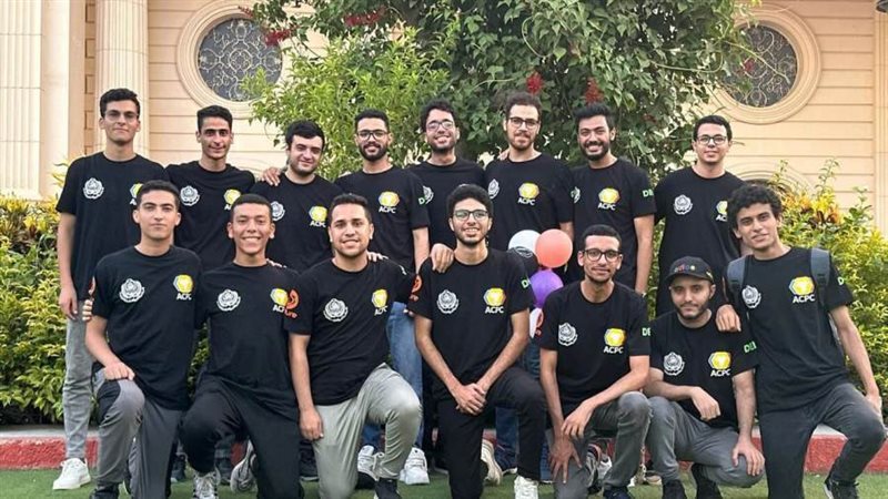 فريق طلاب جامعة طنطا