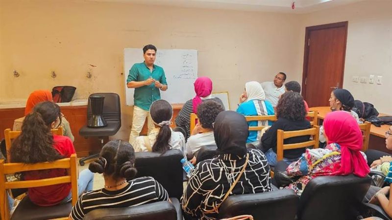 جانب من الورش المخصصة