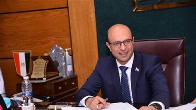 رئيس جامعة أسيوط يعين اثنين من رؤساء الأقسام بكلية الطب