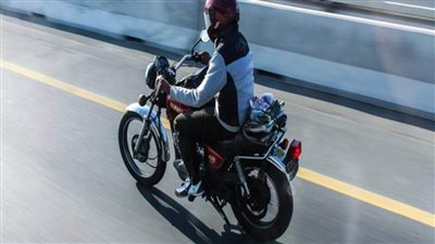 القبض على قائد دراجة نارية بأحد تطبيقات توصيل المواطنين تحرش بمدربة جمباز بالقاهرة