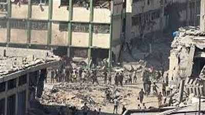 غزة.. عشرات الشهداء والمصابين في مجزرة بمدرسة تؤوي نازحين