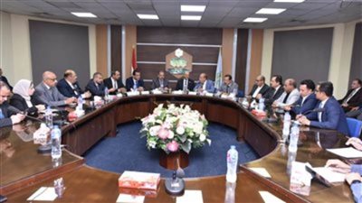 وزير العمل يعلن نقل مكتب عمل أبو النمرس إلى مقر الوحدة المحلية بالجيزة