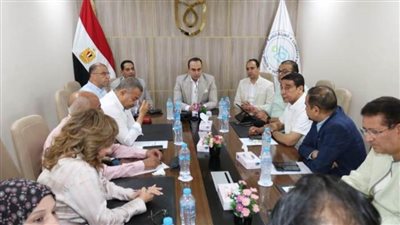 الصحة: رئيس الرعاية الصحية في جولة على المنشآت الأقصر