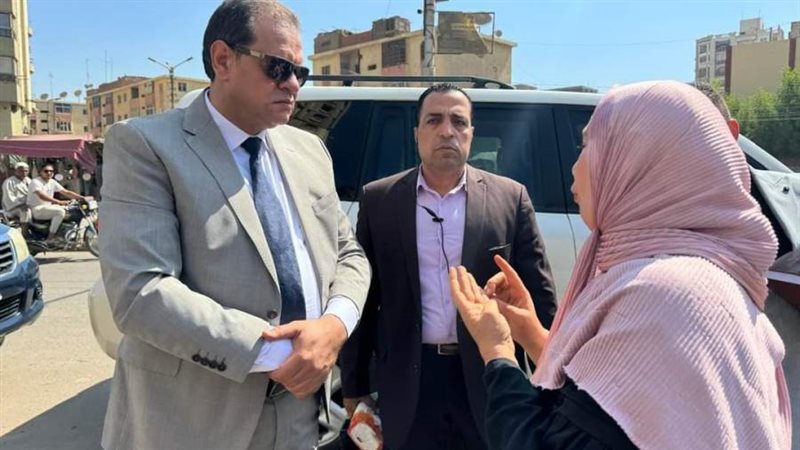 مدير أمن الفيوم يستمع