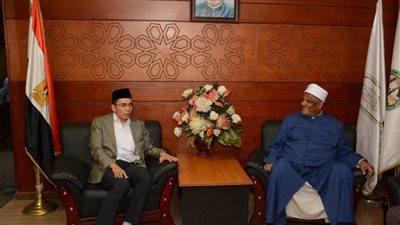 د.شومان يستقبل رئيس فرع المنظمة بإندونيسيا