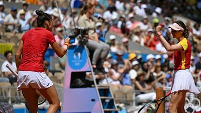 إسبانيا تحصد برونزية زوجي السيدات في التنس بأولمبياد باريس