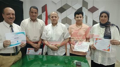 وكيل تعليم كفر الشيخ يكرم الفائزين في مسابقة 