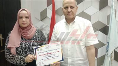 وكيل تعليم كفر الشيخ يكرم إدارة التخطيط الاستراتيجي والمشروعات 