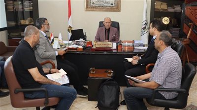 سكرتير بني سويف يناقش متطلبات تفعيل نظم المعلومات الجغرافية بالمحافظة