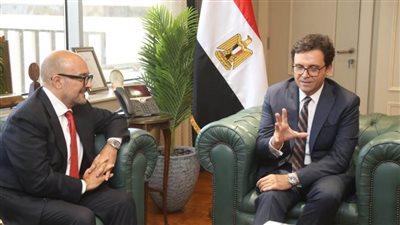 وزير الثقافة يستقبل نظيره الإيطالي في مستهل زيارته لمصر ويبحثان آفاق التعاون المستقبلي