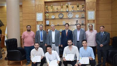 تكريم الطلاب المتميزين بالمسابقات البرمجية بجامعة بنها