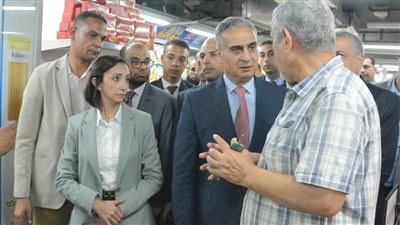 رئيس جهاز حماية المستهلك ومحافظ البحيرة يقودان عدة حملات للرقابة على الأسواق 