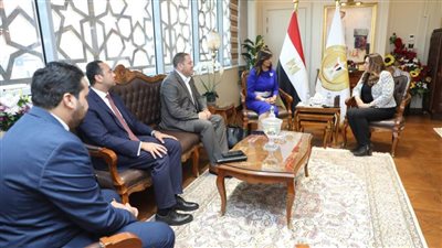 وزيرة التنمية المحلية تستقبل رئيس الأمانة الفنية للتحالف الوطنى للعمل الأهلى لبحث مجالات التعاون بالمحافظات