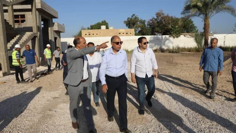 محافظ المنيا يتفقد