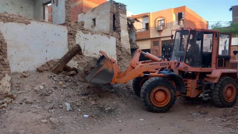 منازل ايلة للسقوط