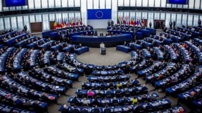 الاتحاد الأوروبي يوافق على أول دفعة قروض بقيمة 4.2 مليار يورو لأوكرانيا