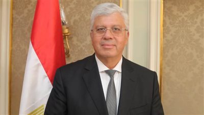 وزير التعليم العالي يكلف الدكتور عمر شريف بالقيام بأعمال أمين المجلس الأعلى للمستشفيات الجامعية