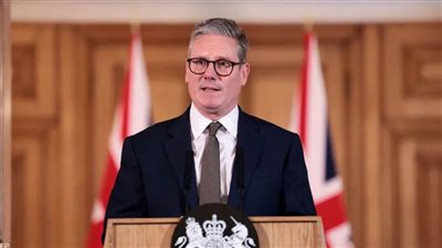 استطلاع: نحو نصف البريطانيين غير راضين عن تعامل ستارمر مع أعمال الشغب