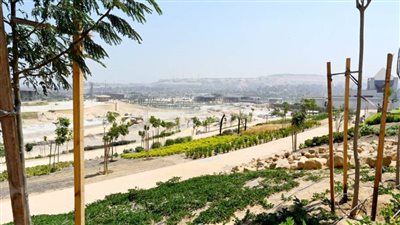 وزير الإسكان يتابع تقدم الأعمال بمشروع 