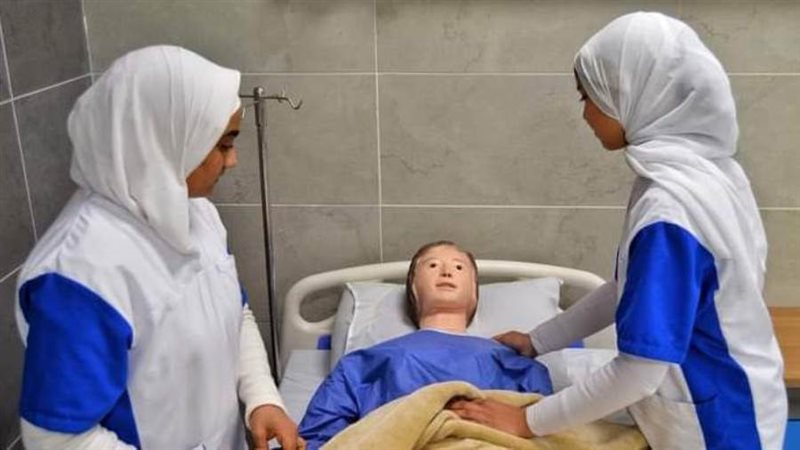 تدريب التمريض بمعاهد