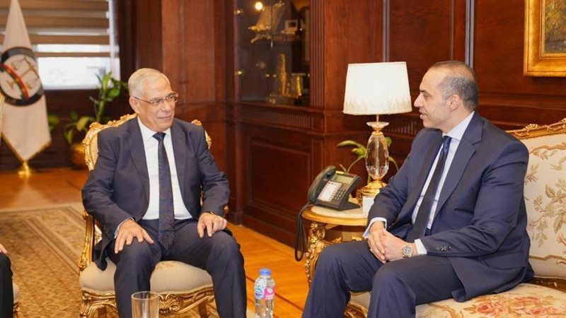 أثناء اللقاء