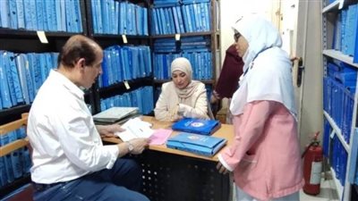 نائب وزير الصحة يحيل فريق الإشراف بإدارة سنورس الصحية بالفيوم للشؤون القانونية