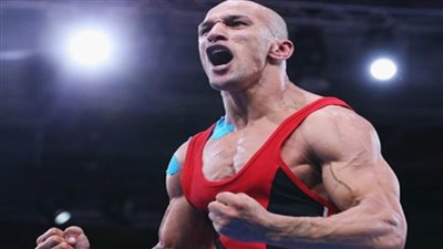 كرم جابر يعلن دخوله عالم التدريب في المصارعة