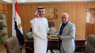 رئيس اتحاد العمال يستقبل المدير العام لمنظمة العمل العربية لبحث القضايا المشتركة 