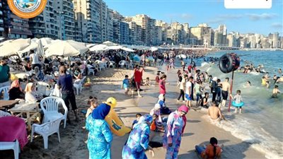 رفع الرايات الخضراء بالقطاع الشرقي بشواطﺉ  الإسكندرية 