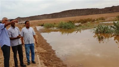 رى أسوان تواصل أعمال التطهير بربخ الجوزيرة لتأهيله وتجهيزه لاستقبال الأمطار والسيول