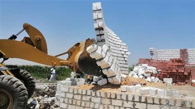 المنيا تزيل 71 حالة تعدٍ على الأراضي الزراعية بسمالوط وتستعيد 440 فدانًا