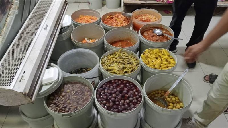 حملات على منشات غذائية