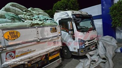 ضبط 344 شيكارة دقيق مدعم قبل تهريبها للسوق السوداء بكفر الشيخ