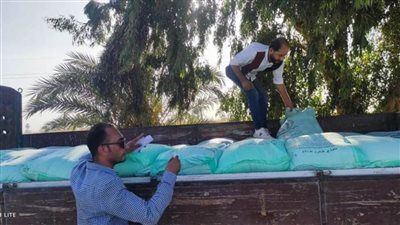قبل بيعها بالسوق السوداء.. ضبط 9 أطنان سماد مدعم خلال حملات تفتيشية بالمنيا
