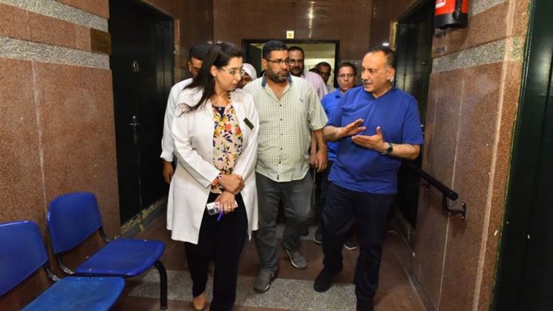 جانب من جولة المحافظ