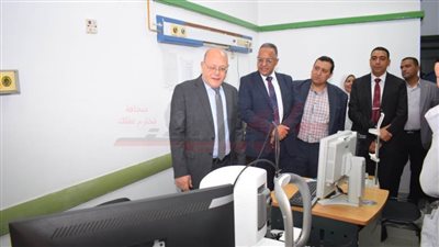 النعماني يفتتح وحدة فحوصات العيون بمستشفى سوهاج الجامعي