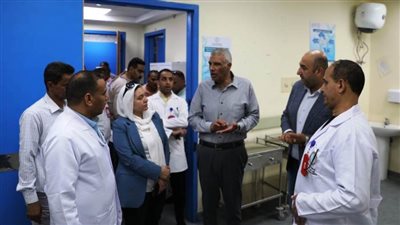  محافظ أسوان يتفقد منظومة العمل بمستشفى النيل التخصصي