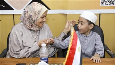   د. نهلة الصعيدي تحث الوافدين على الجد والاجتهاد والمشاركة في الأنشطة الطلابية