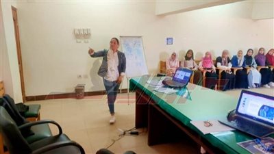 ورشة عمل عن الذكاء الاصطناعي بشباب كفر الشيخ 