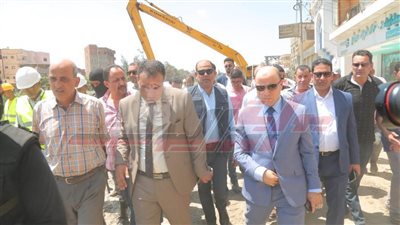 عبدالمعطي يتفقد أعمال إنشاء كورنيش وممشى بحر تيرة بالحامول كفر الشيخ