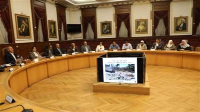 محافظ القاهرة: متابعة يومية لشركات النظافة العاملة بالعاصمة