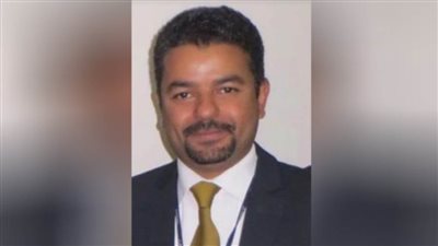 الطيار شريف خليل مساعدًا لرئيس 