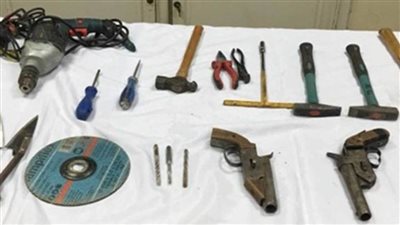 المشدد 5 سنوات للمتهم باتخاذ مسكنه وكرًا لتصنيع وبيع الأسلحة النارية بطوخ