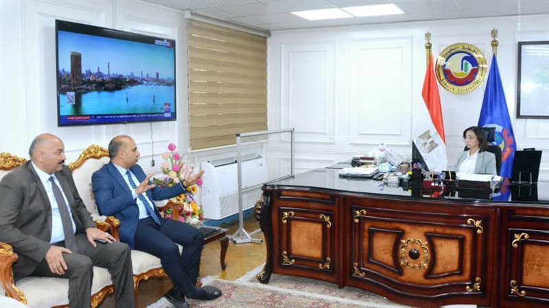 اجتماع محافظ البحيرة