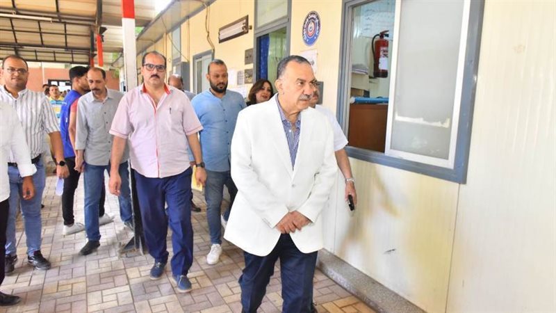 محافظ أسيوط يتفقد