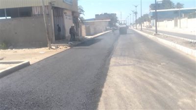 رصف طريق المصيف بإدكو بتكلفة استثمارية تتجاوز 11 مليون جنيه 